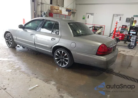 2003 Mercury Grand Marquis Gs из США, поврежденный, VIN 2MEFM74W33X636342